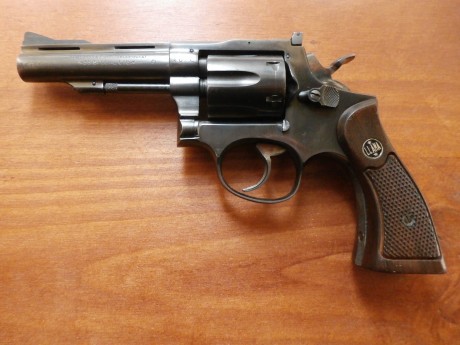 Hola,he abierto este hilo para que todos aquellos que tengais armas Españolas,podais lucirlas aqui con 81