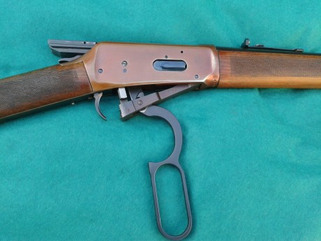    Buenas tardes, otro más en venta.....

Winchester modelo 94 en calibre 30-30 Winchester

Lo he calificado 00