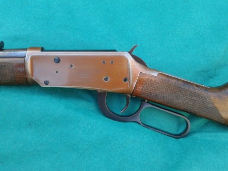    Buenas tardes, otro más en venta.....

Winchester modelo 94 en calibre 30-30 Winchester

Lo he calificado 12