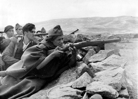 Hace unos días encontré por casualidad en una web extranjera un arma a la venta que hacía muchos años 40