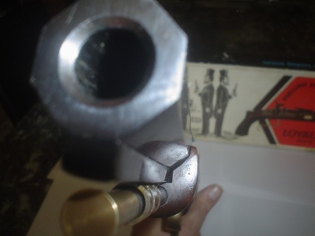 Hola compañer@s,acabo de adquirir esta,creo,maravillosa arma de fabricación nacional.Me gustaria que me 71