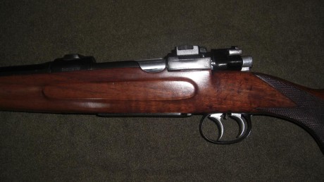 Vendo Sauer & Shon 9,3 x 62.

Precio 1.200 euros + gastos de envio. El rifle se encuentra en Bilbao. 01