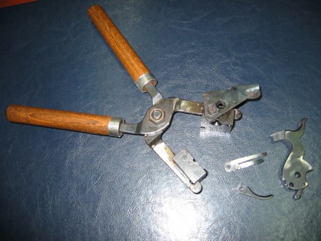 Vendo revolver Rogers Spencer fabricado por Feinwerkbau, al precio de 750,- mas los gastos de envío, con 00