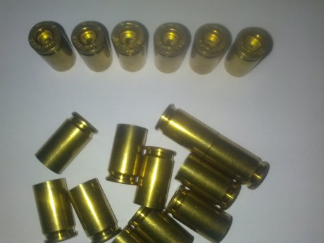 Hola, vendo 50 vainas marca Starline del calibre 9mm Makarov, están completamente nuevas. El precio son 01