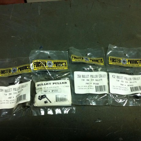 Ya solo quedan los dies del 38 s&w
38 S&W
El precio de los dies es de 30€ como se puede apreciar 20