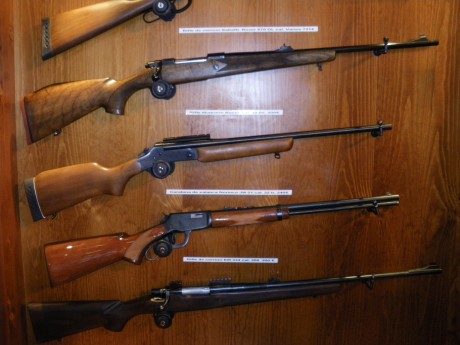 La verdad es que yo no se si podre ir aunque haria todo lo posible, pero podriamos organizar una kedada 11