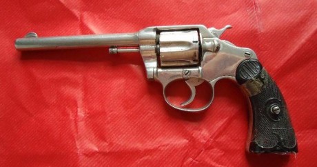 Hace unos días encontré por casualidad en una web extranjera un arma a la venta que hacía muchos años 30
