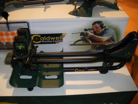 La verdad es que yo no se si podre ir aunque haria todo lo posible, pero podriamos organizar una kedada 81