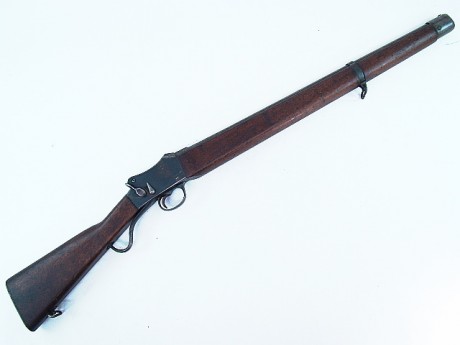 Hace unos días encontré por casualidad en una web extranjera un arma a la venta que hacía muchos años 141