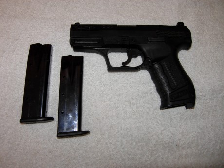Se vende Walther P99. Guiada con la F.
Se encuentra en Santander. El Precio es de 300€, los portes con 00