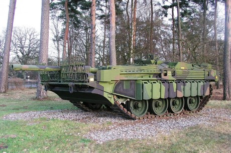 De nombre algo así como: SAU Waffentrager VP90 40