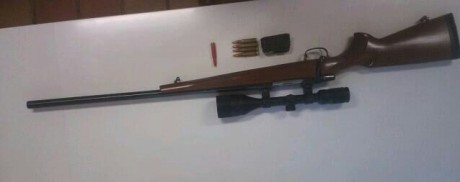 pongo el anuncio de este juguetillo de n amigo, es un rifle ceska 550 varmint calibre 308 con 2 años y 11