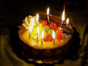 Muchas felicidades, la verdad es que se me ocurre nada agradable que decirte. :mrgreen:  :mrgreen:  :mrgreen: 70