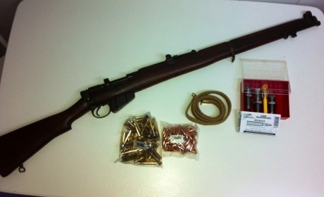 Vendo LEE-ENFIELD original de la 2ª WW, año 1943 en perfecto estado de conservacion y me comprometo a 02