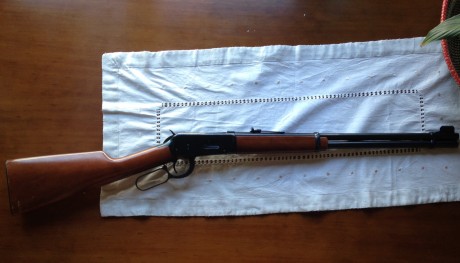 Hola a todos compañeros.
Vendo mi Winchester modelo 94 en calibre 44 magnum.
Lo vendo por falta de uso 01