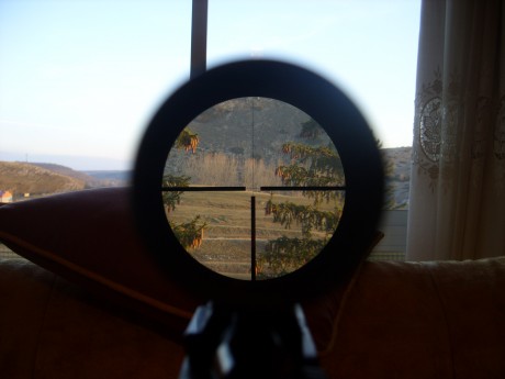 Hola, que opinion teneis sobre este rifle, me ofrecen uno en calibre 375 H&H, dice que esta nuevo 101