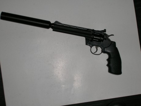 hola, quiero comprarme una pistola de CO2, acabo de descubrir las de PCP pero me parecen caras y no se 90