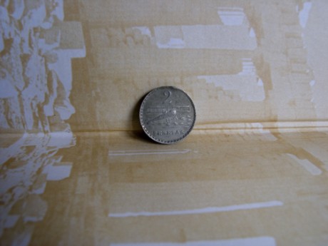 Pues nada queria saber ai algun forero comparte conmigo esta afición a las monedas.

Llevo muchos años 130