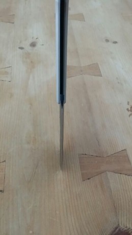 Necesitaría encontrar (para regalo) una daga gerber mark II, no la encuentro en ningún sitio, os pido 82