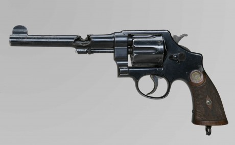 Hace unos días encontré por casualidad en una web extranjera un arma a la venta que hacía muchos años 21
