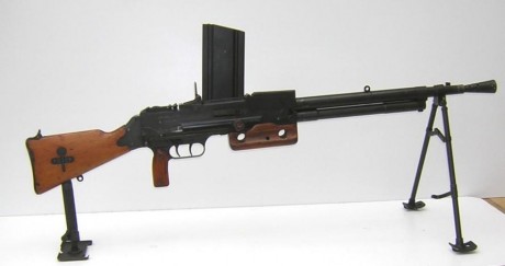 Hace unos días encontré por casualidad en una web extranjera un arma a la venta que hacía muchos años 41