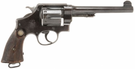 Hace unos días encontré por casualidad en una web extranjera un arma a la venta que hacía muchos años 121