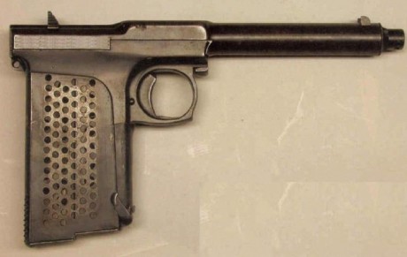 Hace unos días encontré por casualidad en una web extranjera un arma a la venta que hacía muchos años 160