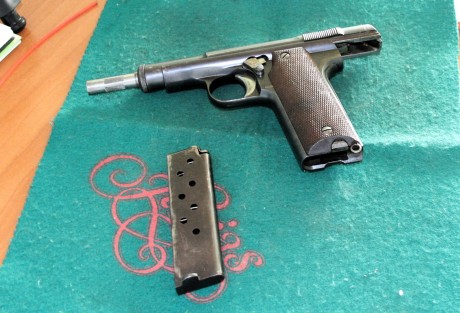 Hola,he abierto este hilo para que todos aquellos que tengais armas Españolas,podais lucirlas aqui con 160