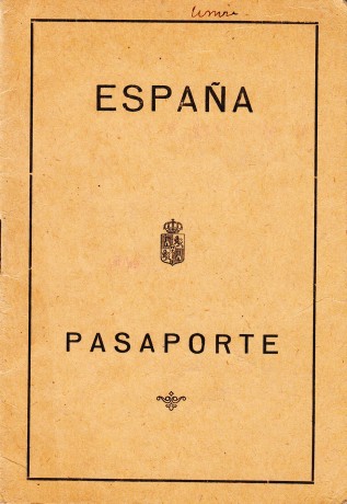 Hola, esta es parte de mi colección de pasaportes, puestos por años de expedición del pasaporte que se 11