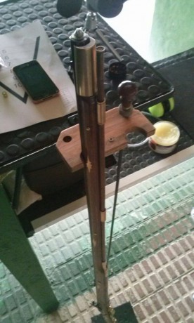  IMG_20240510_181113.jpg bancos de carga para remington y colt     30 euros y 15 euros el empistonador 10