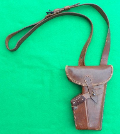 Hace unos días encontré por casualidad en una web extranjera un arma a la venta que hacía muchos años 121