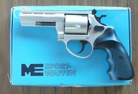 Hola a todos vendo lote sistema bacs de la casa Alemana Cuno Melcher compuesto por.
Revolver ME 38 Mágnum 10
