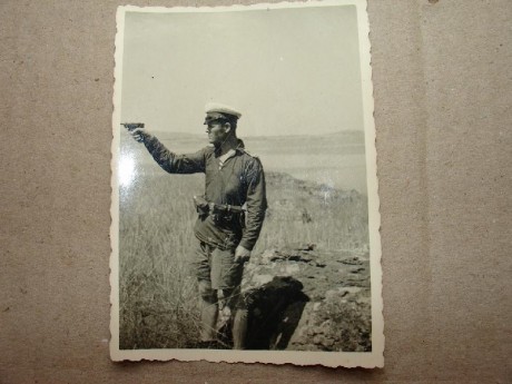 Hace unos días encontré por casualidad en una web extranjera un arma a la venta que hacía muchos años 20