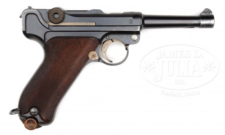 Hace unos días encontré por casualidad en una web extranjera un arma a la venta que hacía muchos años 111