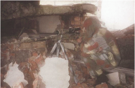 Agujeros de ratas, snipers holes, troneras o como le quieran llamar. Francotirador urbano el reto insuperable.

Un 160