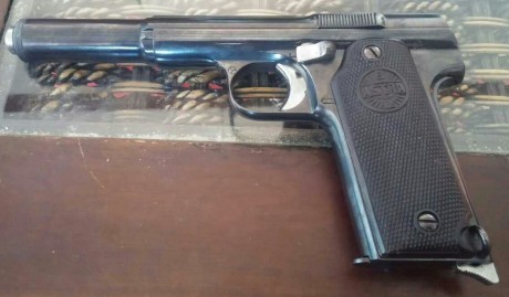 Cambio pistola astra 400 con bope y coincide toda su numeracion armazon, corredera y cargador. No hay 02
