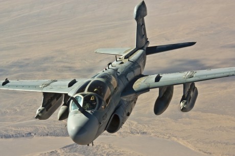 Pues eso, en este hilo pretendo deleitaros como amantes de los aviones de combate que sois muchos, con 151