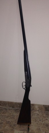  IMG_1292.jpg Hola a todos,
ha llegado a mis manos esta preciosa escopeta y me gustaría que me ayudaseis 00