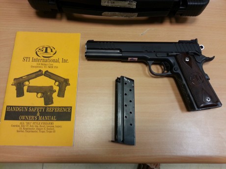 Hola a todos, vendo mi STI Trojan de 6" 9mm. El estado del arma es bastante bueno. El arma es de 01