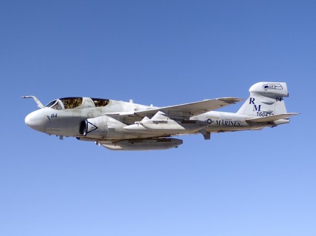 Pues eso, en este hilo pretendo deleitaros como amantes de los aviones de combate que sois muchos, con 30
