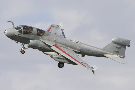 Pues eso, en este hilo pretendo deleitaros como amantes de los aviones de combate que sois muchos, con 60