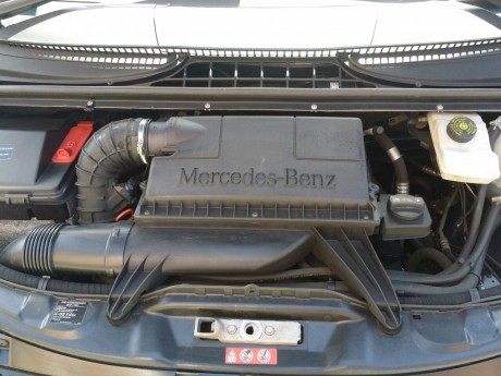 Hola a todos
Vendo mercedes vito 111cdi del año 2008 con 81.000kms  y todas las revisiones en la mercedes 22