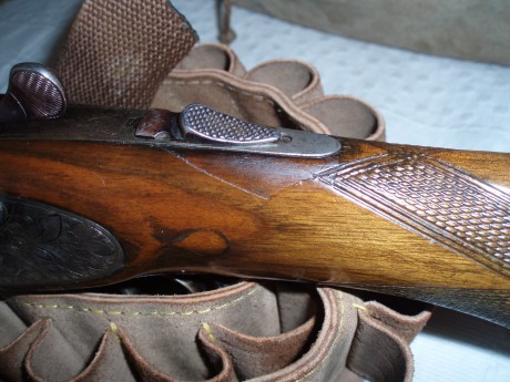 Buenas a todos

Pongo a la venta esta preciosa escopeta paralela marca Hispano Inglesa. Año de prueba, 20