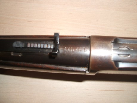 Hola a todos:

Soy nuevo en el foro y mi primera consulta es sobre una imitación (pienso yo), del Winchester 22