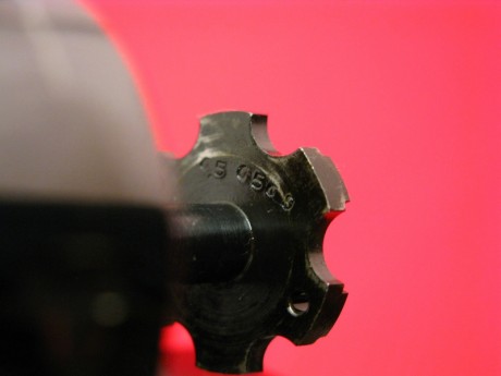 Hace unos días encontré por casualidad en una web extranjera un arma a la venta que hacía muchos años 60