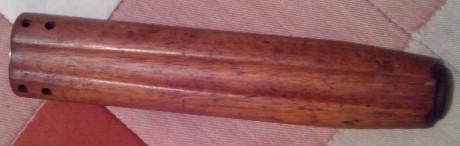 Se vende guardamanos de m1 carbine.

25€ portes incluidos. 00