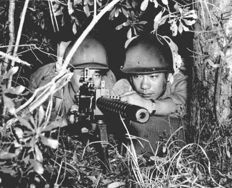 Hace unos días encontré por casualidad en una web extranjera un arma a la venta que hacía muchos años 50