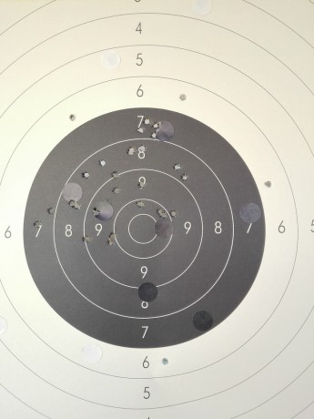 Resulta que compré mi arma (Unique Des 69) y su anterior dueño no tocó las miras o eso me dijo, así que 141