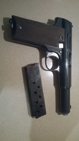 Un amigo cambia una Astra 600,perfecta, bonita y precisa, por una 400 de la marina.
Arma procedente de 02