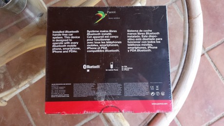 Cambio manos libres PARROT SIN ESTRENAR en su embalaje original precintado por cámara de fototrampeo de 01